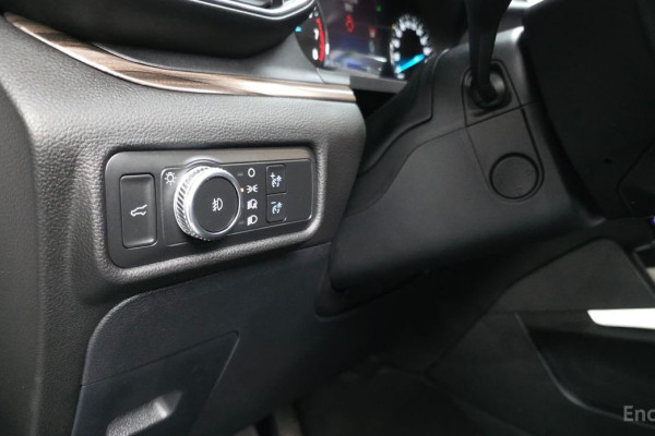 2022 Ford Explorer с пробегом 23 996 км