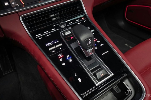 2023 Porsche Panamera с пробегом 37 285 км