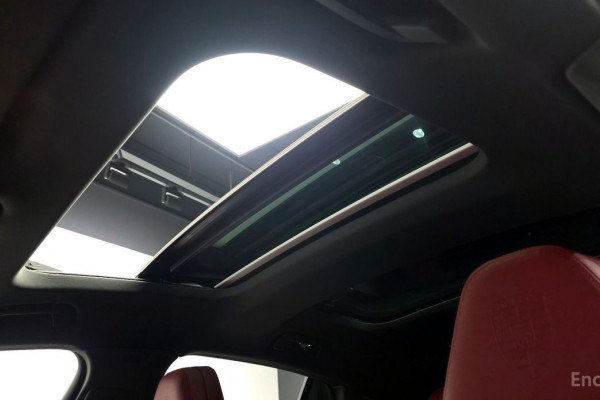 2023 Porsche Panamera с пробегом 37 285 км