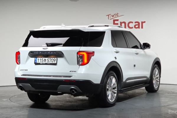 2022 Ford Explorer с пробегом 34 976 км