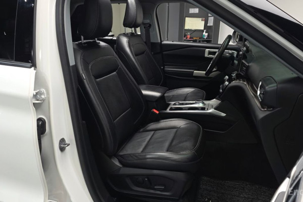 2022 Ford Explorer с пробегом 34 976 км