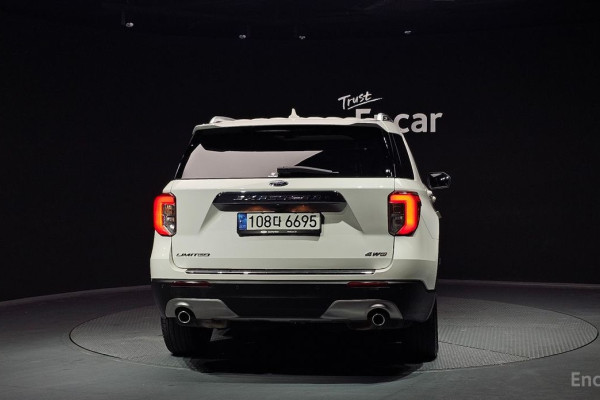 2021 Ford Explorer с пробегом 75 561 км