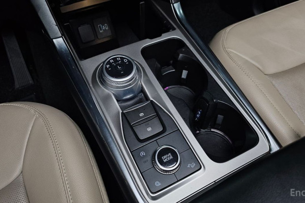 2021 Ford Explorer с пробегом 75 561 км