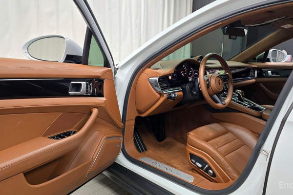 2021 Porsche Panamera с пробегом 44 453 км