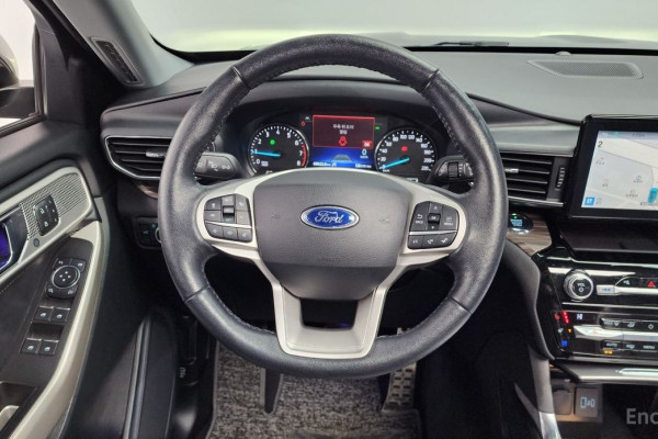 2021 Ford Explorer с пробегом 68 622 км