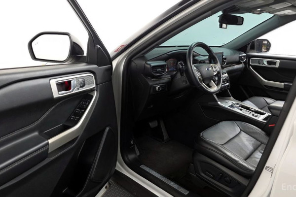 2021 Ford Explorer с пробегом 38 555 км