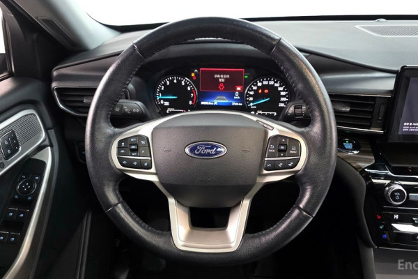 2021 Ford Explorer с пробегом 38 555 км