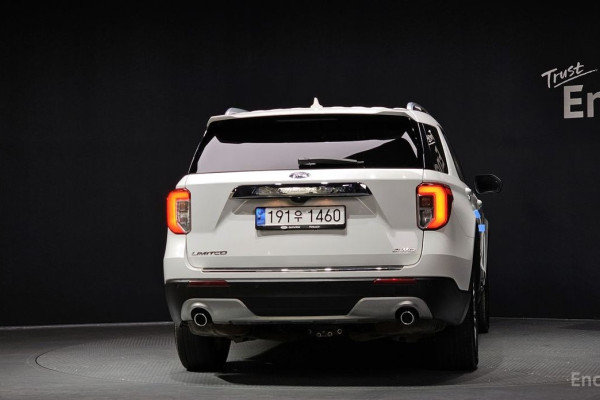 2021 Ford Explorer с пробегом 86 019 км