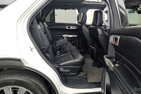 2021 Ford Explorer с пробегом 86 019 км