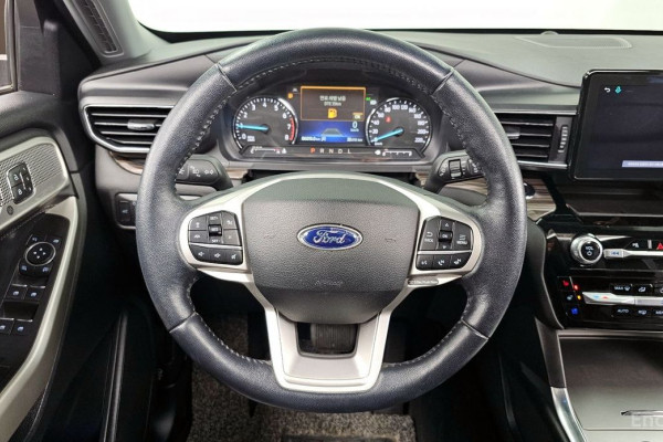 2021 Ford Explorer с пробегом 86 019 км