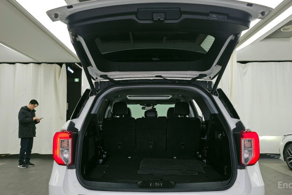 2021 Ford Explorer с пробегом 86 019 км