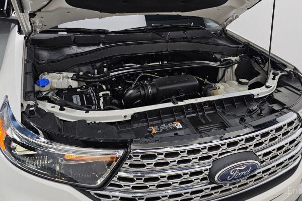 2021 Ford Explorer с пробегом 18 221 км