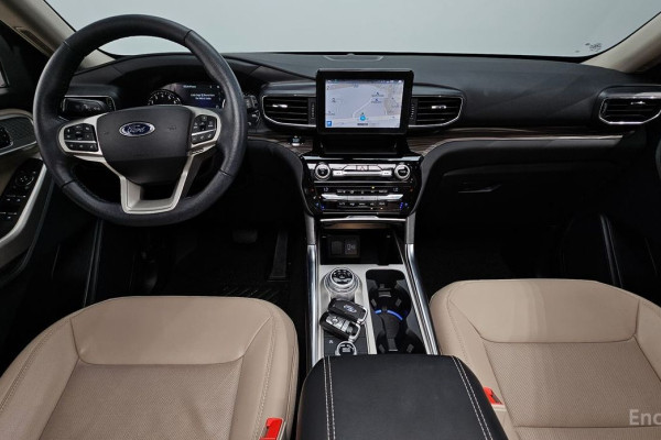 2021 Ford Explorer с пробегом 18 221 км