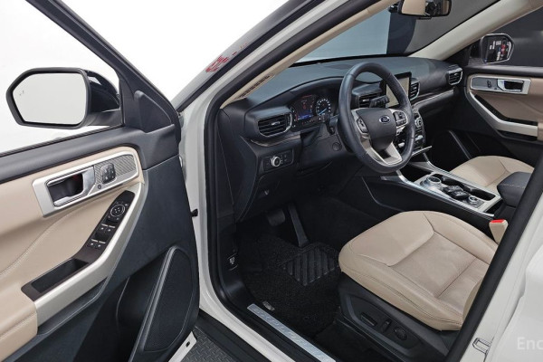 2021 Ford Explorer с пробегом 18 221 км