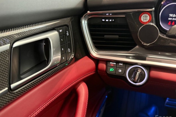 2023 Porsche Panamera с пробегом 48 444 км