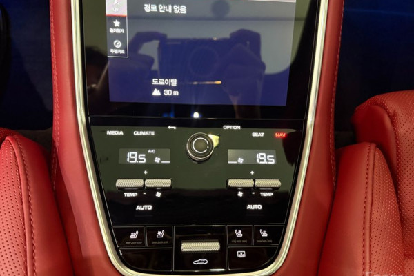 2023 Porsche Panamera с пробегом 48 444 км