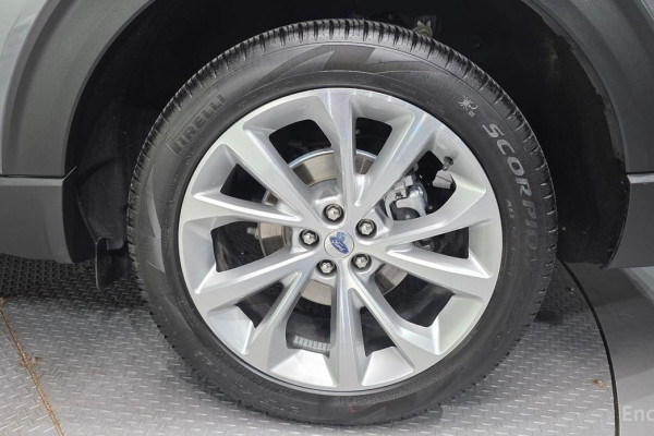 2021 Ford Explorer с пробегом 33 013 км