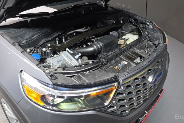 2021 Ford Explorer с пробегом 33 013 км