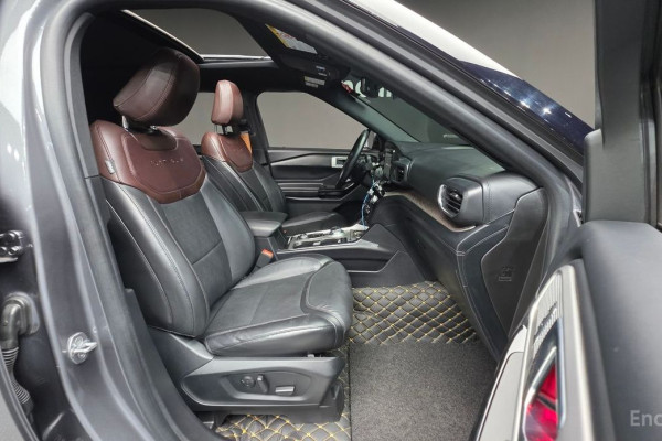 2021 Ford Explorer с пробегом 33 013 км