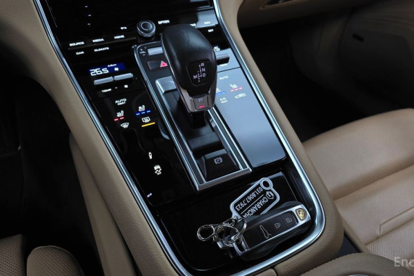2021 Porsche Panamera с пробегом 38 278 км