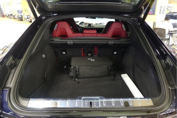 2021 Porsche Panamera с пробегом 38 000 км