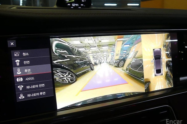 2021 Porsche Panamera с пробегом 38 000 км