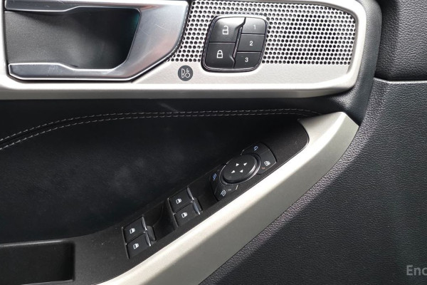 2021 Ford Explorer с пробегом 75 967 км