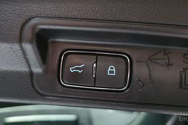 2021 Ford Explorer с пробегом 75 967 км