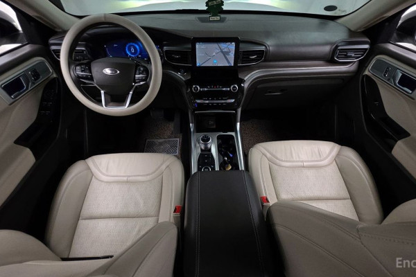 2021 Ford Explorer с пробегом 34 900 км