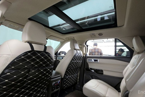 2021 Ford Explorer с пробегом 34 900 км