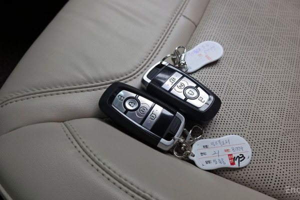 2021 Ford Explorer с пробегом 34 900 км