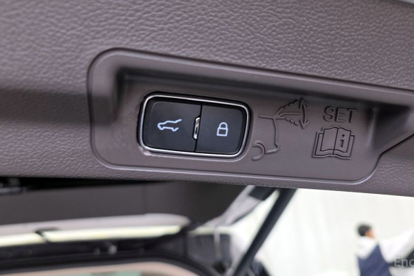 2021 Ford Explorer с пробегом 34 900 км