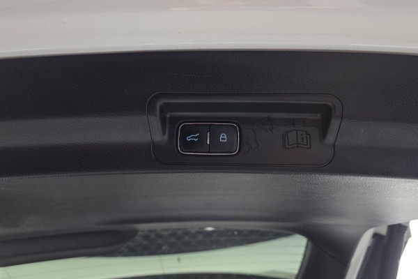 2021 Ford Explorer с пробегом 83 149 км