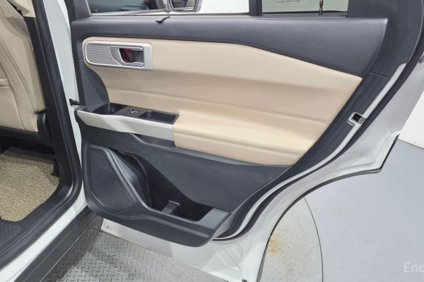 2021 Ford Explorer с пробегом 83 149 км