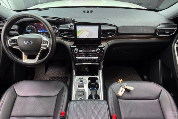 2021 Ford Explorer с пробегом 45 818 км