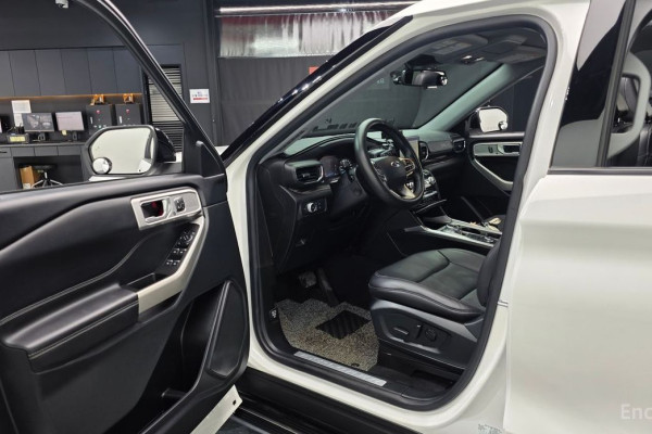 2021 Ford Explorer с пробегом 45 818 км