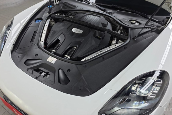 2018 Porsche Panamera с пробегом 58 697 км