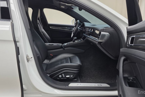 2018 Porsche Panamera с пробегом 58 697 км