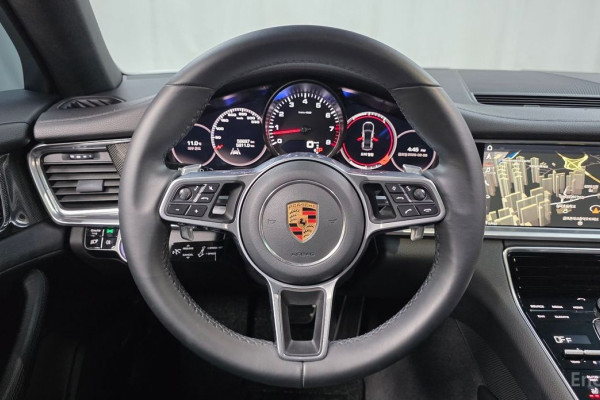 2018 Porsche Panamera с пробегом 58 697 км