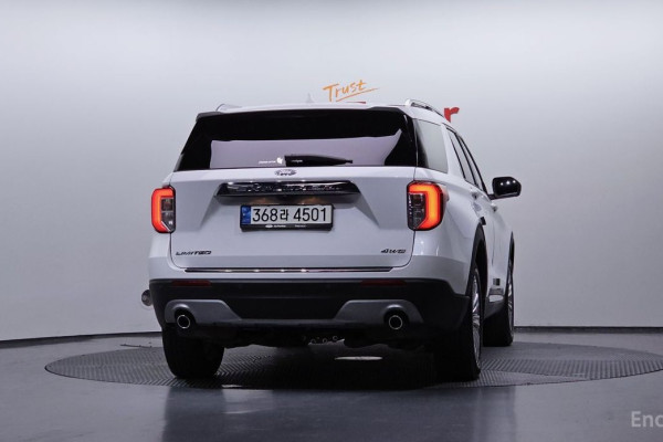 2021 Ford Explorer с пробегом 54 353 км