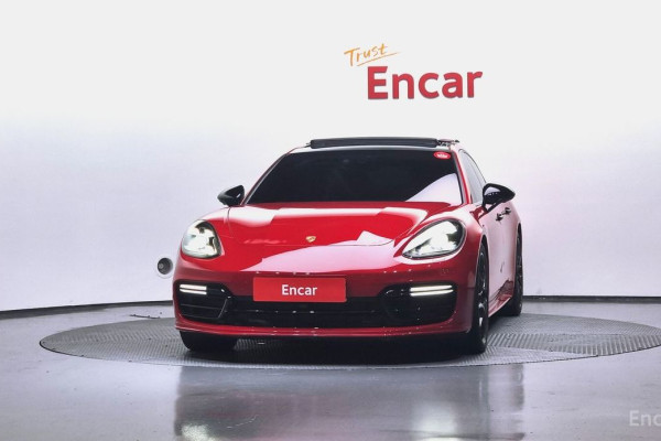 2020 Porsche Panamera с пробегом 13 541 км