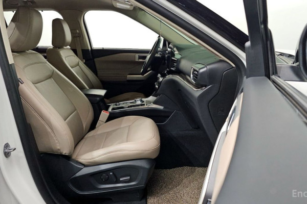 2021 Ford Explorer с пробегом 54 353 км