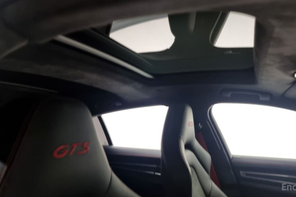 2020 Porsche Panamera с пробегом 13 541 км