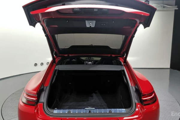 2020 Porsche Panamera с пробегом 13 541 км