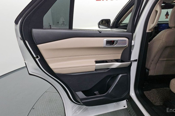 2021 Ford Explorer с пробегом 54 353 км