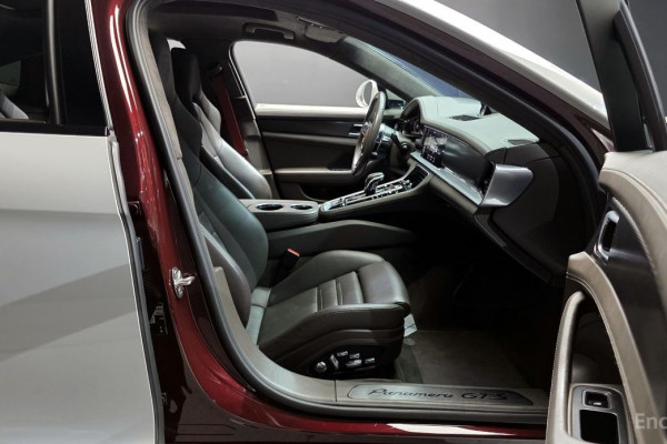 2019 Porsche Panamera с пробегом 52 064 км