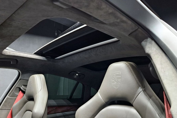 2019 Porsche Panamera с пробегом 52 064 км