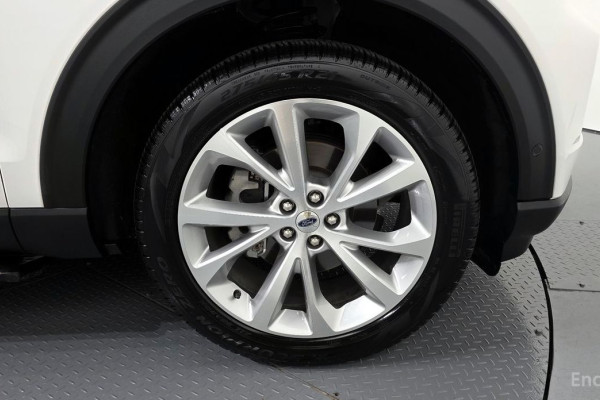 2022 Ford Explorer с пробегом 11 682 км