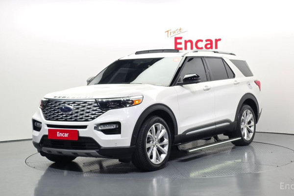 2022 Ford Explorer с пробегом 11 682 км