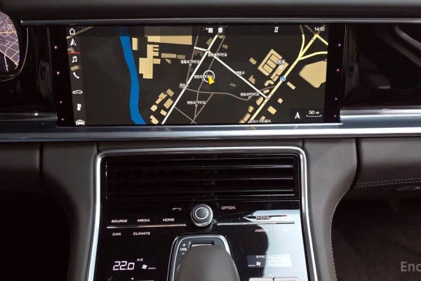 2018 Porsche Panamera с пробегом 34 615 км